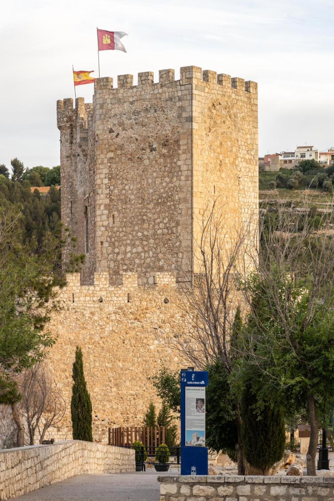 Complejo Mirador Del Castillo อัลกาลา เดล ฆูการ์ ภายนอก รูปภาพ